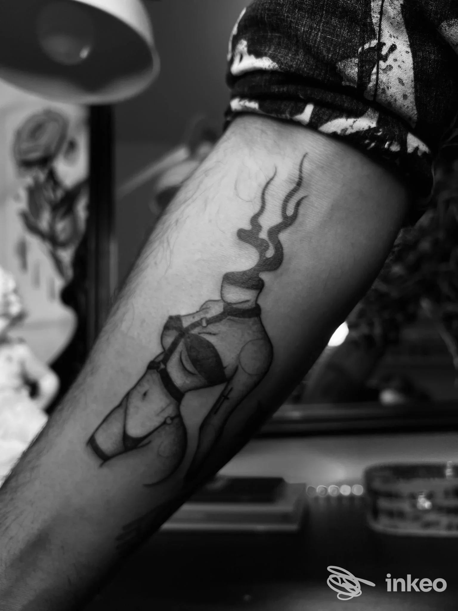 Tatuaggio visibile sull'avambraccio di una persona, realizzato presso La Mano di Fatima Tattoo Studio, Reggio nell'Emilia.