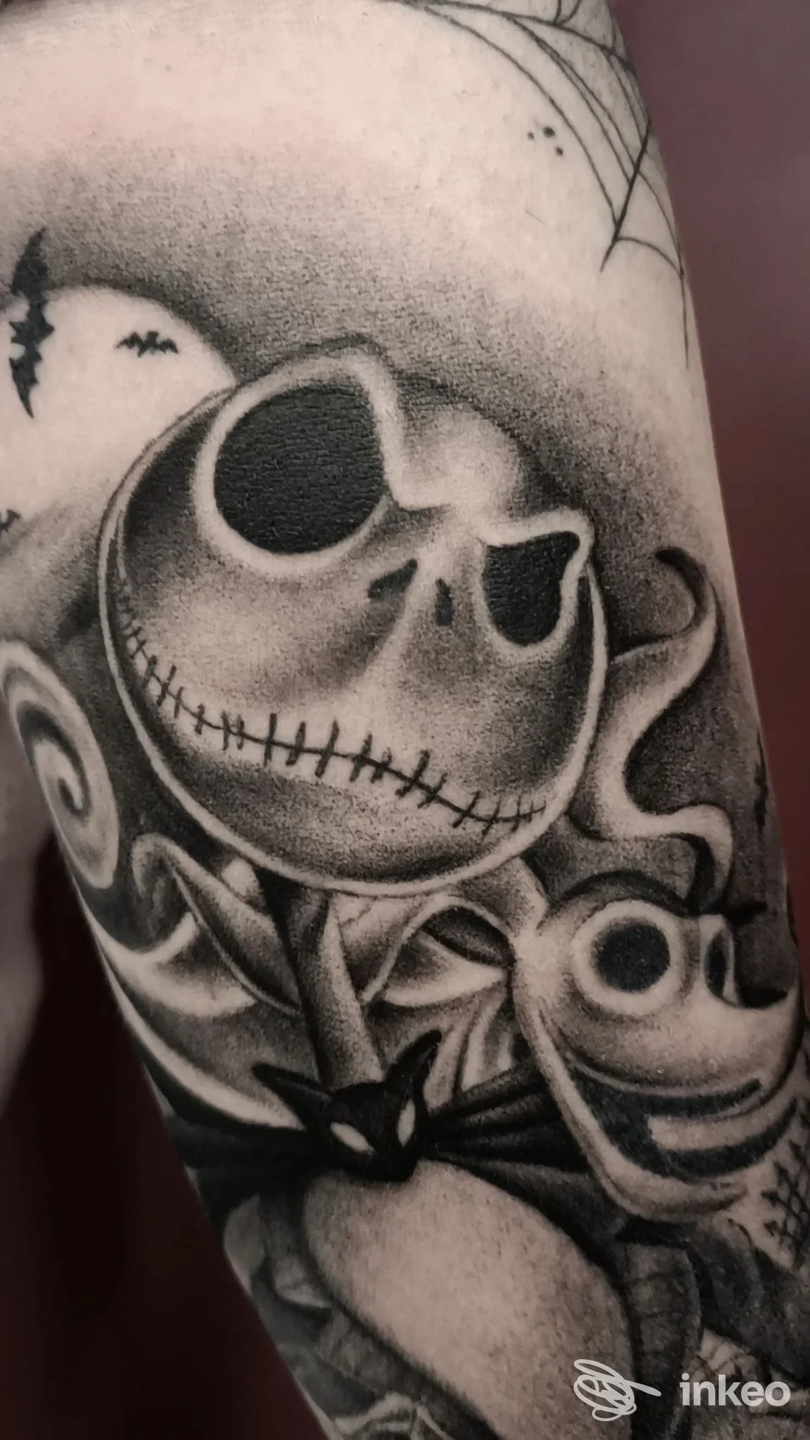 'Tatuaggio black-and-grey su avambraccio, realizzato da 'Til Death - Tattoo Studio a Villanova.