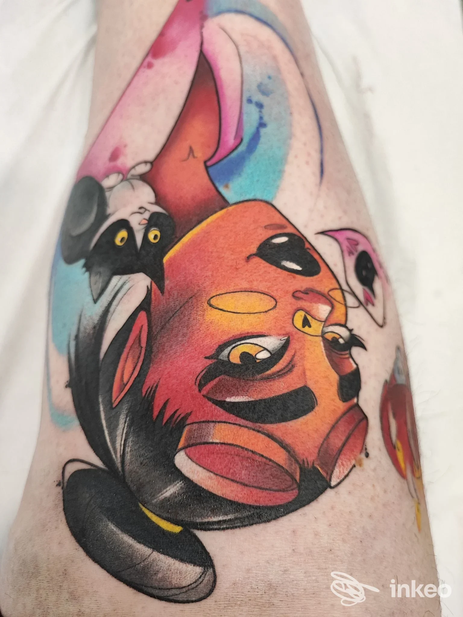 Tatuaggio colorato illustrativo su avambraccio, Area Industriale Tattoo Roma, Roma.