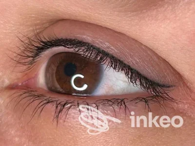 Dettaglio di eyeliner in trucco permanente eseguito da CLO LEON - Permanent Make Up di Leonardi Claudia, Roma.