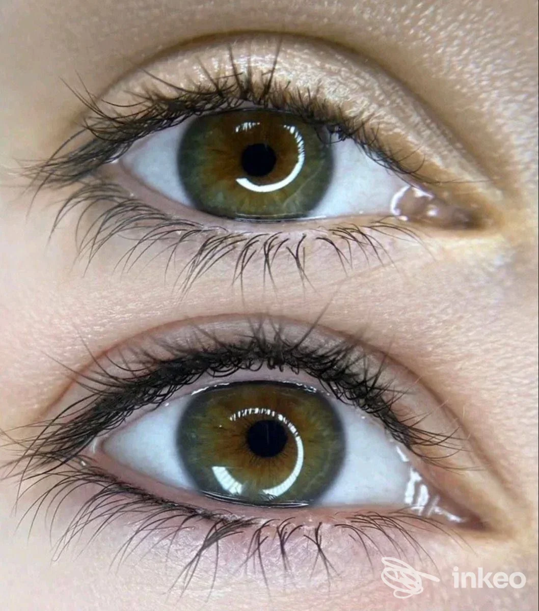 Primo piano di due occhi con eyeliner permanente sulle ciglia superiori, foto realizzata per Trucco Permanente LipsHub di Viktoria Schembri, Sassari.