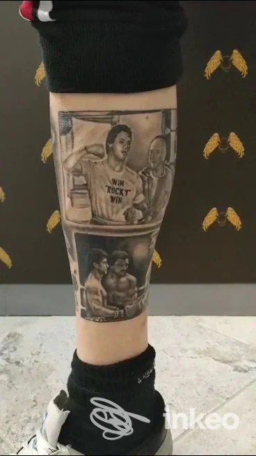 Polpaccio con tatuaggio realistico raffigurante scene di boxe e ritratti, Angeli & Demoni Tattoo Studio, Chieri