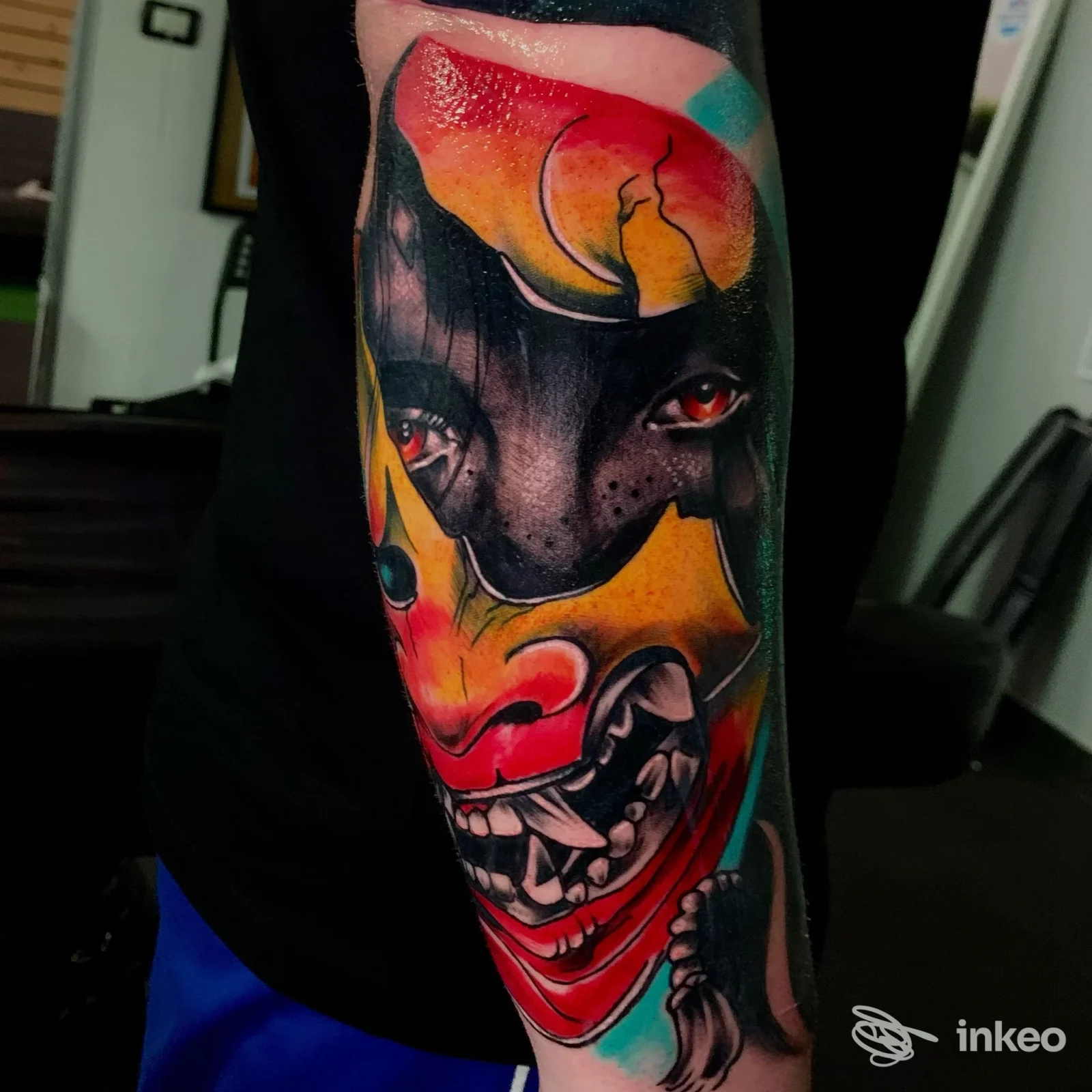 Tatuaggio colorato su avambraccio, 3 Tattoo Studio, San Severo: dettagli nitidi e inchiostro visibile sulla pelle.