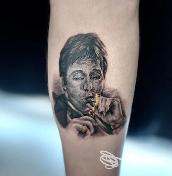 Tatuaggio ritratto realistico su avambraccio, Aurea Tattoo, Santa Ninfa.
