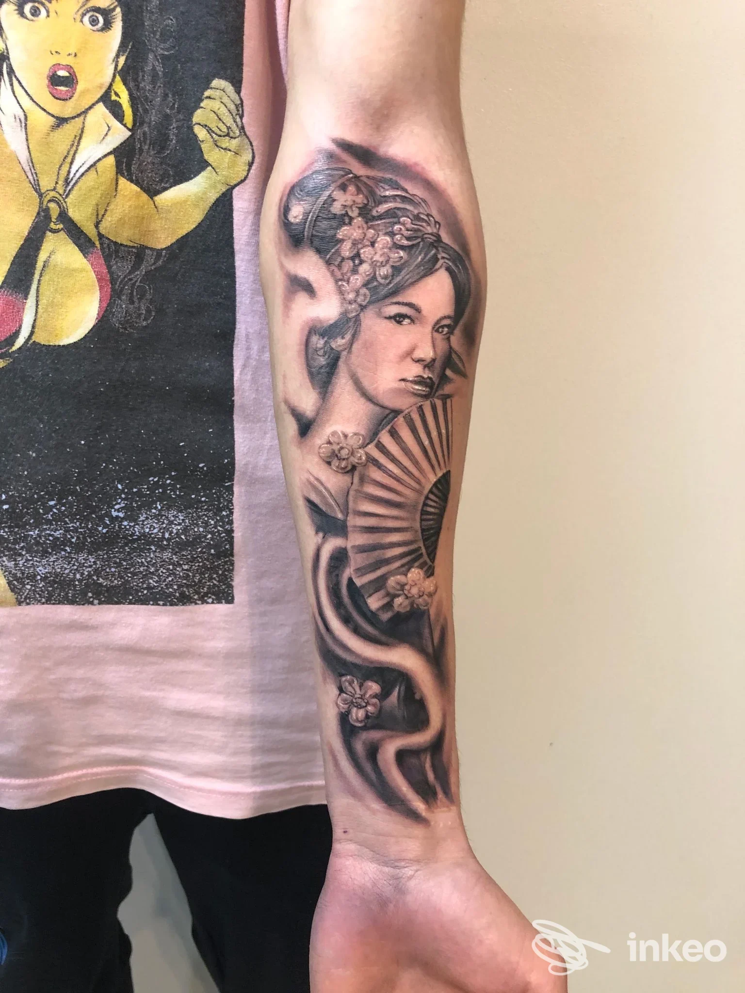 Ritratto black & grey su avambraccio realizzato da West Coast Tattoo Shop Marina di Carrara a Carrara.