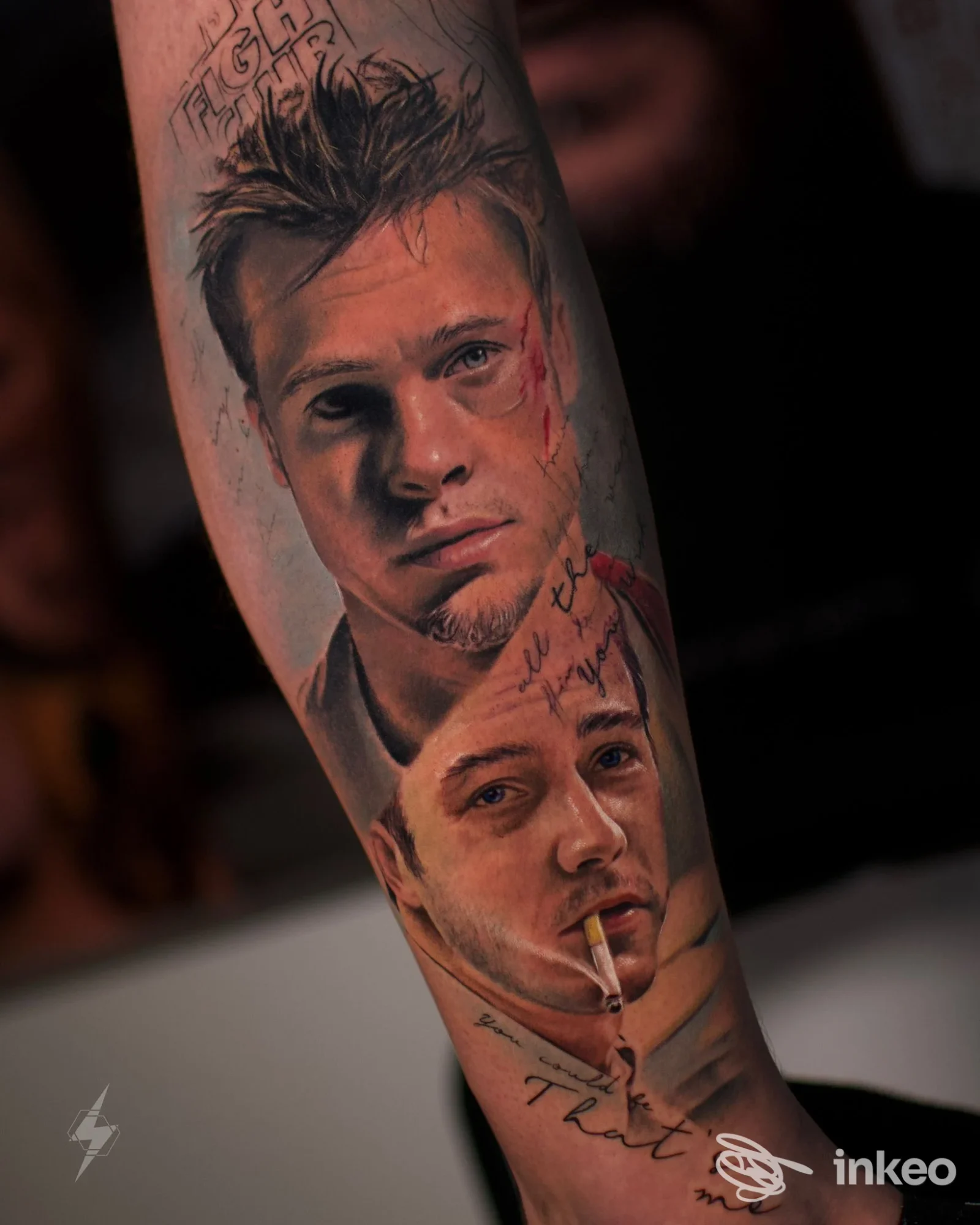Avambraccio con due ritratti fotorealistici tatuati, lavoro di LM Art Vision / Luigi Mansi Tattoo Artist a Latina.