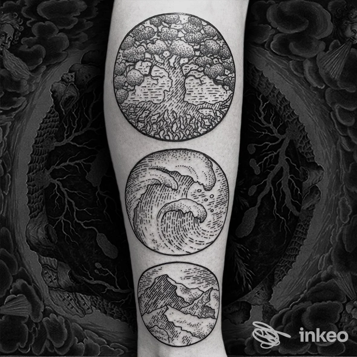 Tre tatuaggi circolari su avambraccio con albero, onde e montagne, Andrea Audisio Metamorfosi Tattoo Studio, Cuneo.