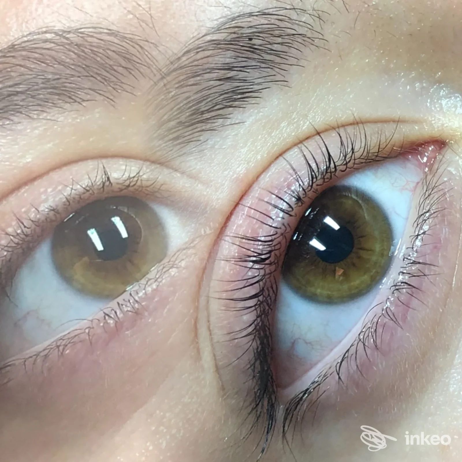 Primo piano occhi con dermopigmentazione eyeliner visibile, Trucco permanente Di Georgiana Nicoara, Bastia Umbra.