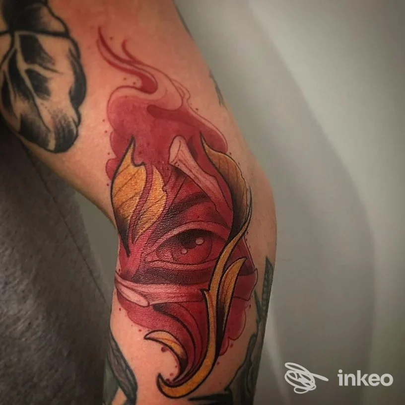 Tatuaggio colorato su avambraccio/gomito, foto inviata da Saints & Sinners, Campobasso.