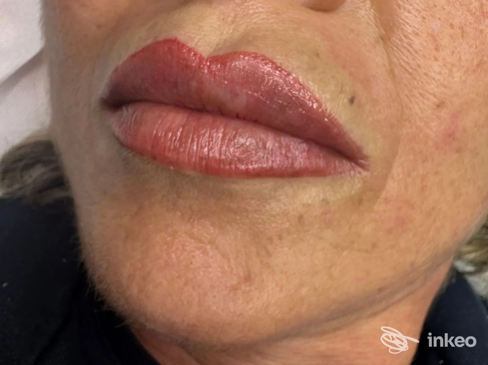 Primo piano di labbra con trucco semipermanente eseguito da DM Derma Beauty Piercing, Porto Torres.