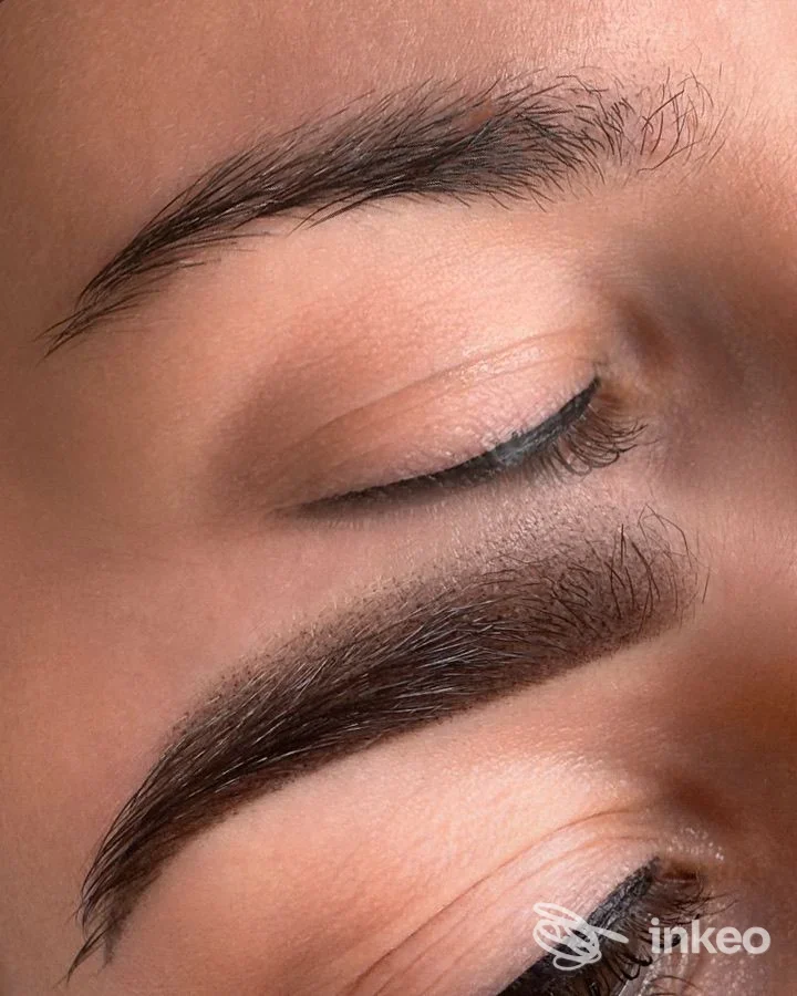 Primo piano di sopracciglia con dermopigmentazione, Meggie Beauty Studio, Vicenza.